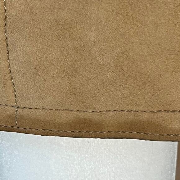 Gucci NWT EU 38 US 6 Womens Sherling Lamb Fur Hooded Coat NEW with Imperfections - Picture 15 of 16